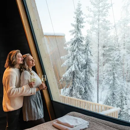 Lapland Glow Resort Rovaniemi